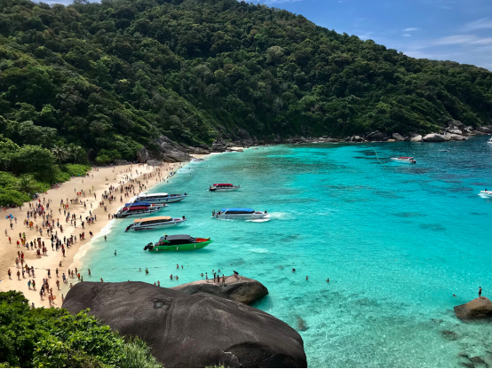 普吉岛的夏天永不停歇什么意思(普吉岛景点值得一去)