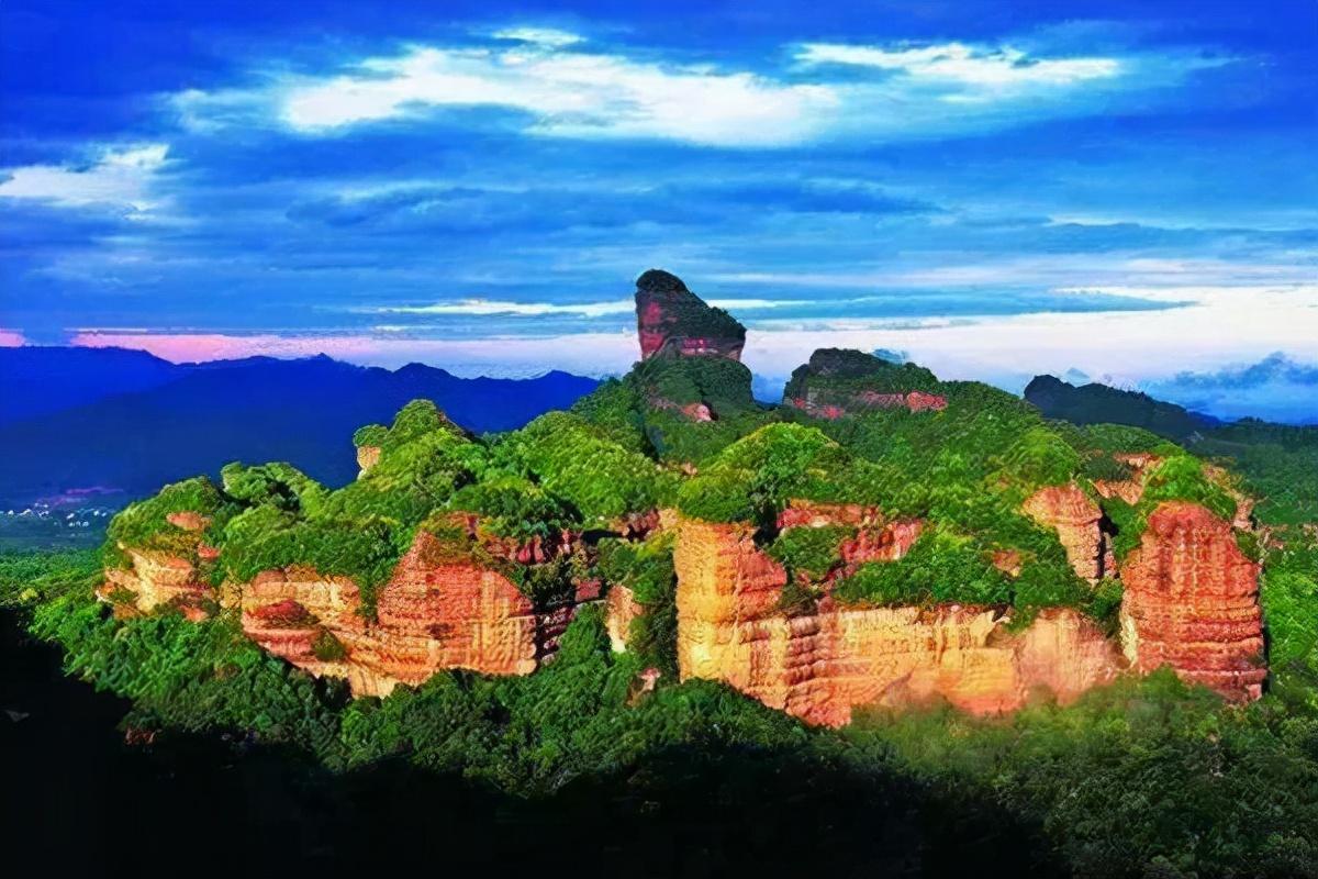 中国丹霞地貌代表景点图片