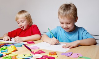 小学孩子晚上不写作业怎么办 小学孩子晚上不写作业怎么办呢