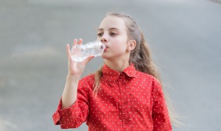 怎么给孩子营造一个温暖的家，怎么给孩子营造一个温暖的家庭环境