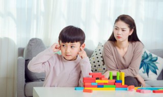 太脆弱的孩子该怎么引导 太脆弱的孩子该怎么引导他